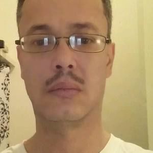 Meet your Posher, Benjamin